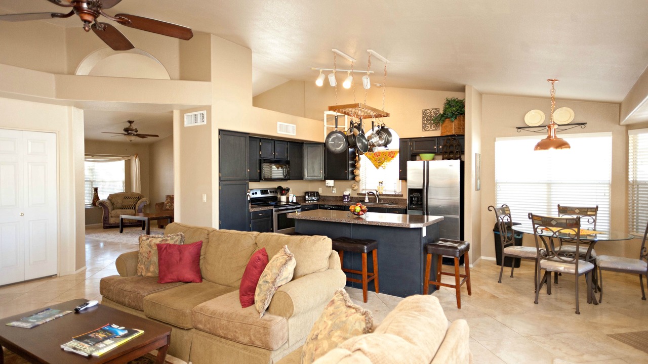 Photo of Livingroom in Estrella Mountain Ranch