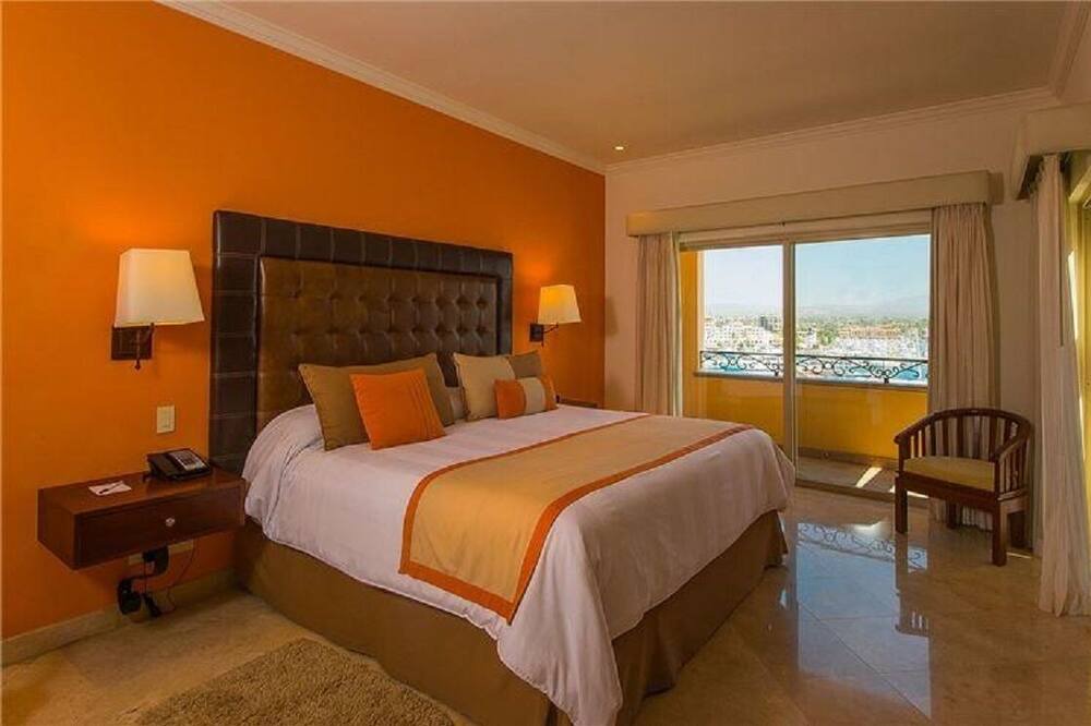 Photo of Bedroom in Marina