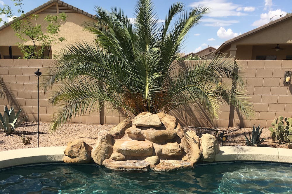 Photo of Outdoor in Maricopa
