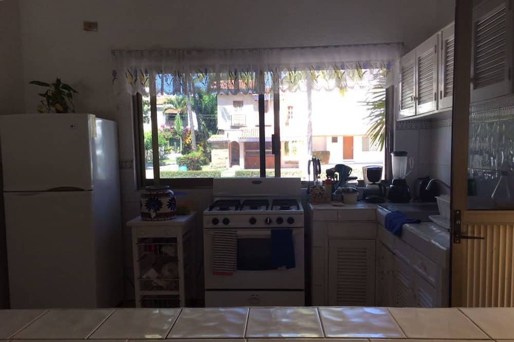 Photo of Kitchen in Club Santiago