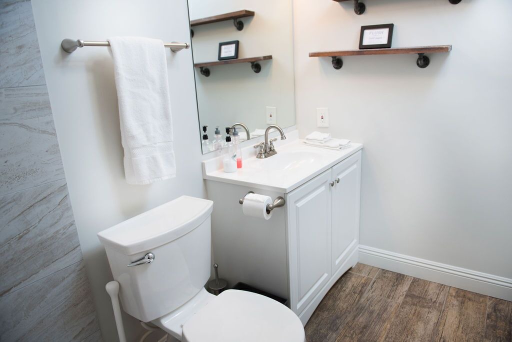 Photo of Bathroom in New Papago Parkway