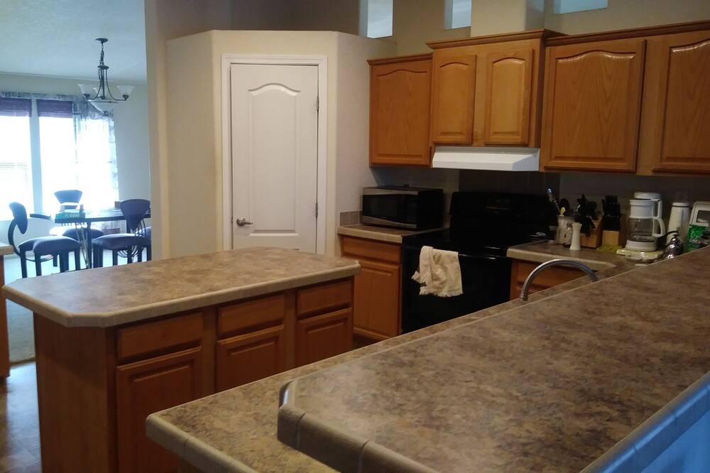 Photo of Kitchen in Tonopah