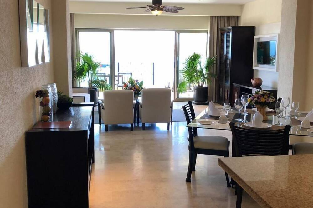 Photo of Livingroom in El Medano Ejidal
