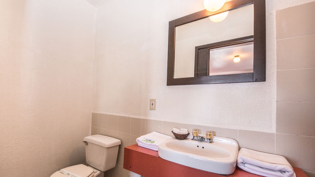 Photo of Bathroom in La Joya
