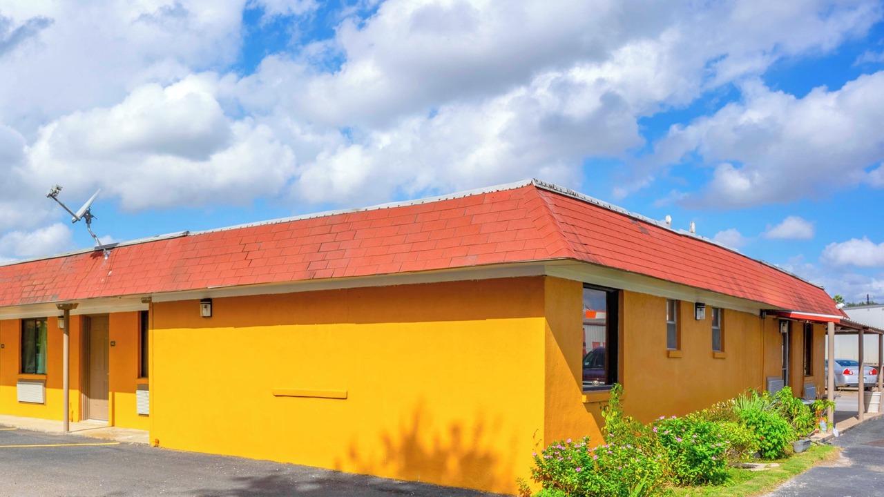 Photo of Outdoor in Edinburg