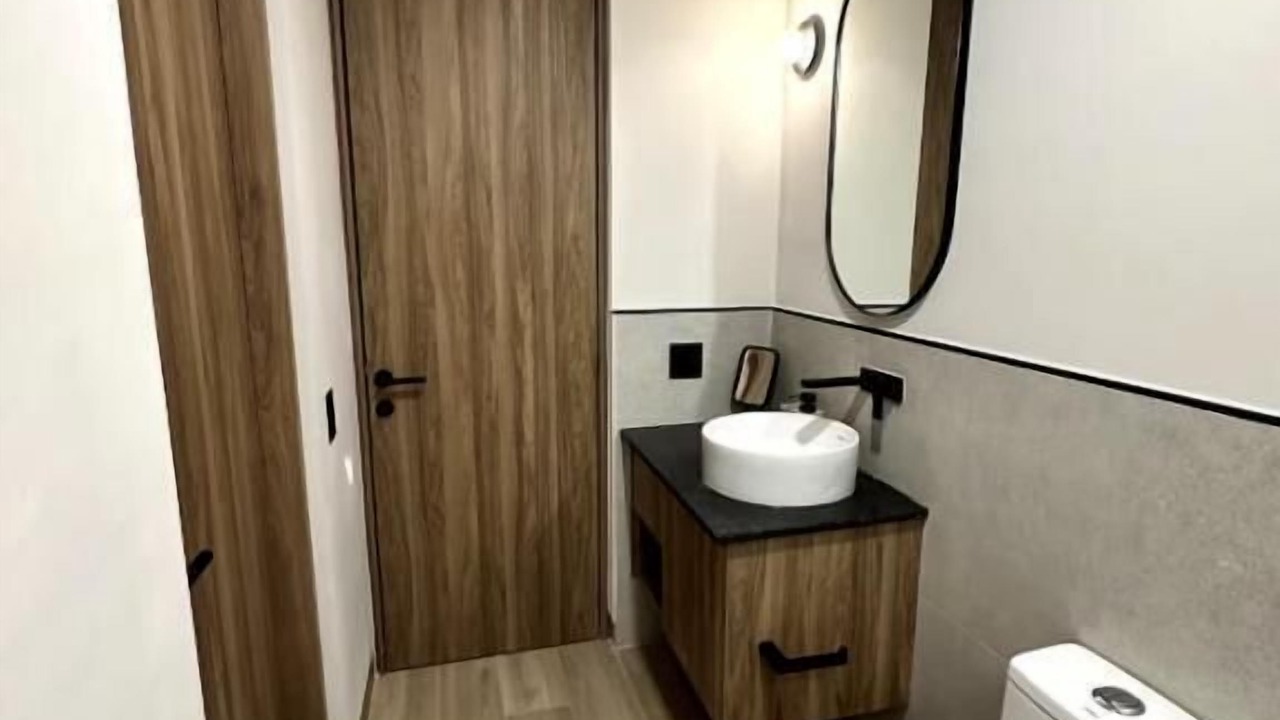 Photo of Bathroom in Zona Expo
