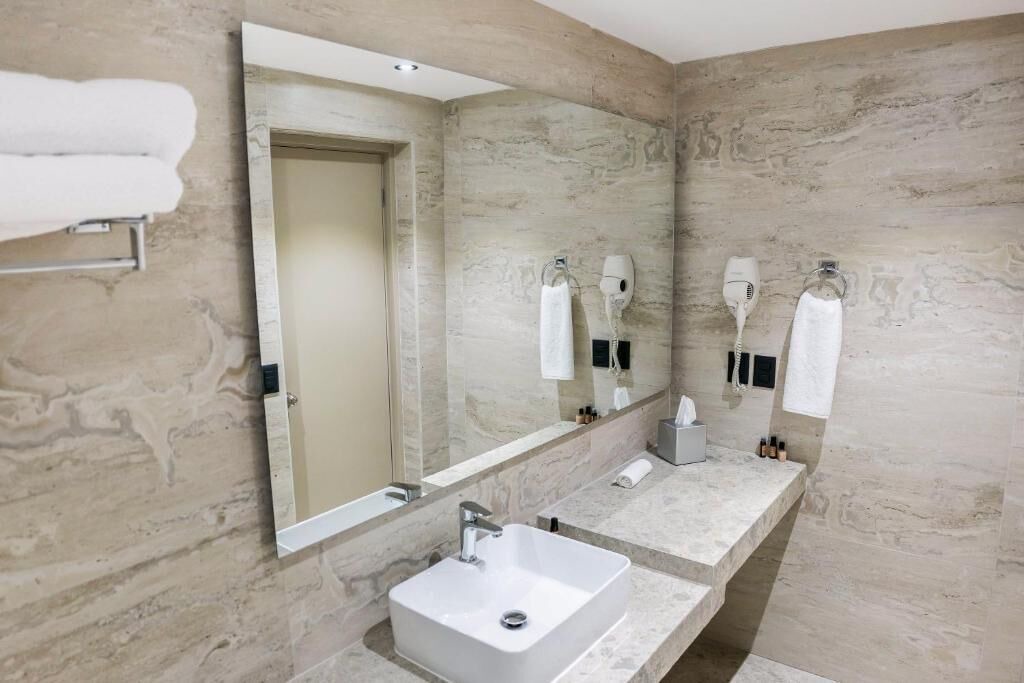 Photo of Bathroom in Linares