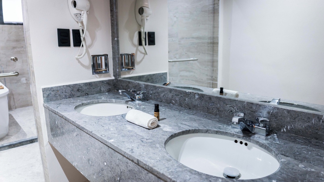 Photo of Bathroom in Linares