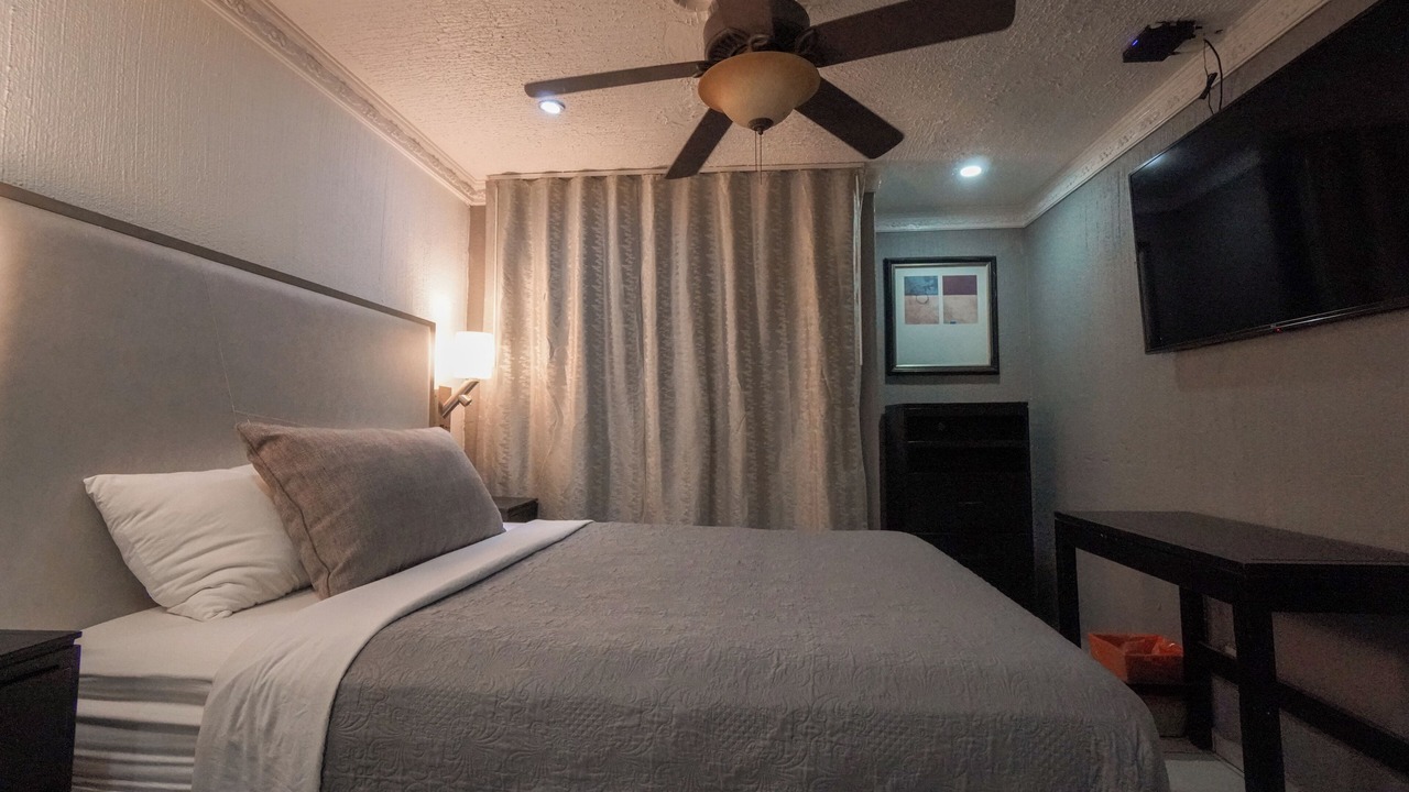 Photo of Bedroom in Avenida Revolucion