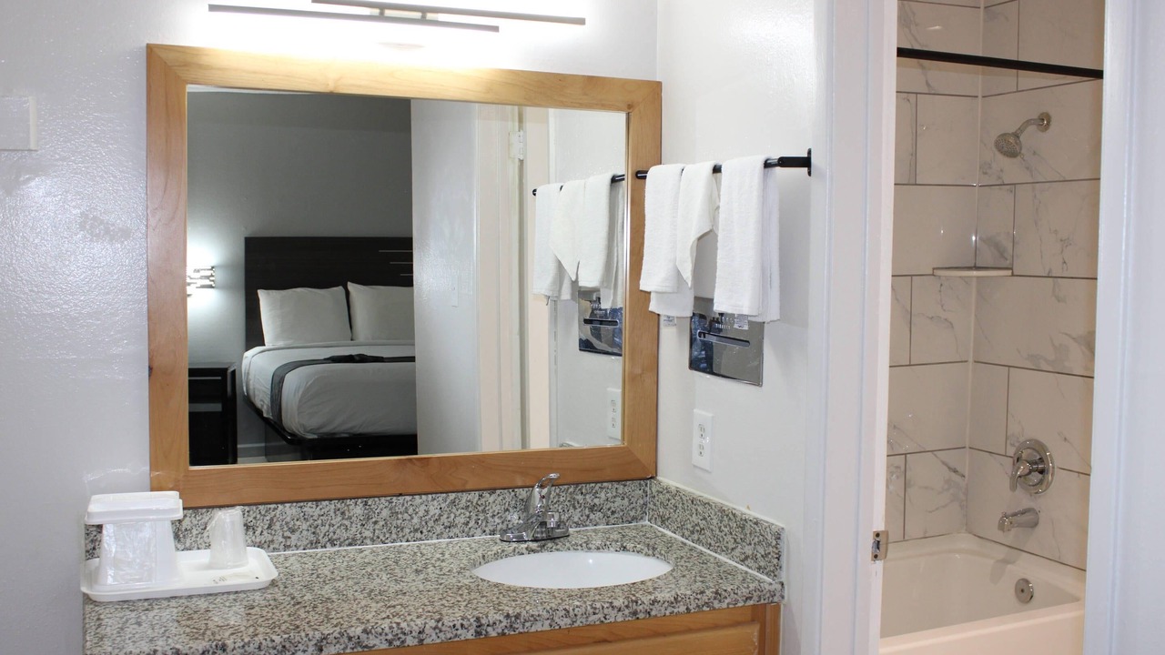 Photo of Bedroom in Yuma Townsite