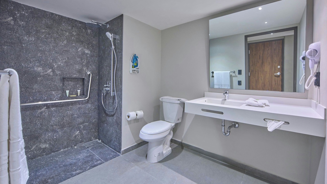 Photo of Bathroom in La Joya