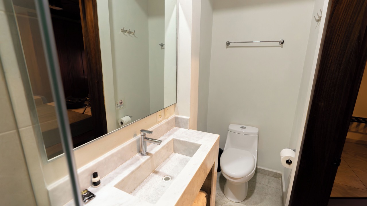 Photo of Bathroom in Ameca