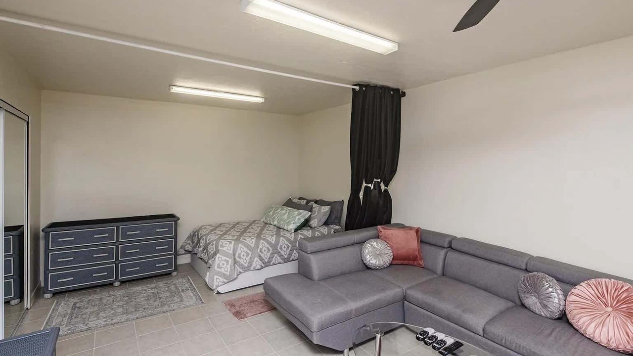 Photo of Livingroom in Parker Strip
