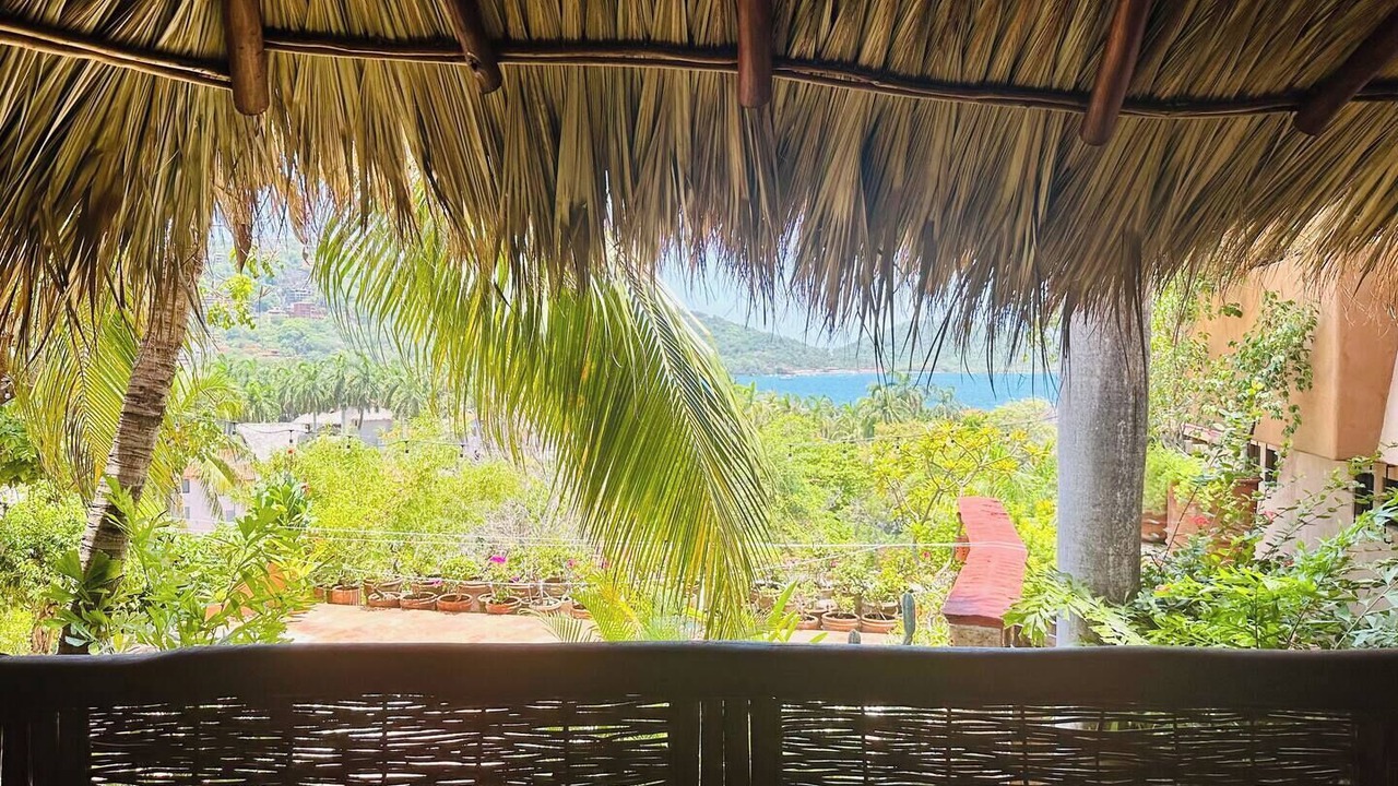 Photo of Bedroom in Zihuatanejo