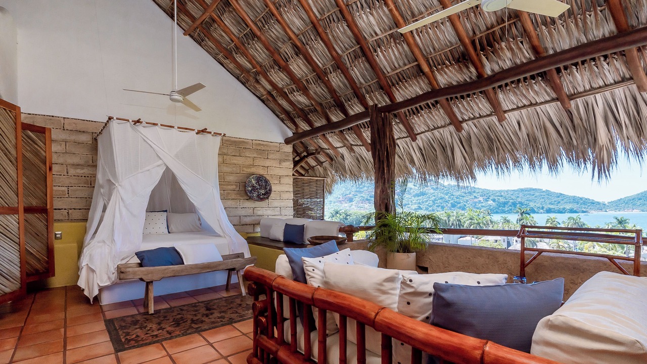 Photo of Bedroom in Zihuatanejo