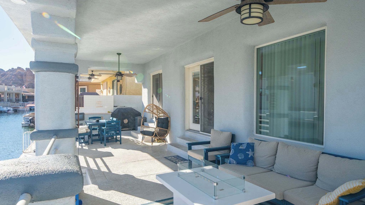 Photo of Patio Balcony in Moovalya Keys