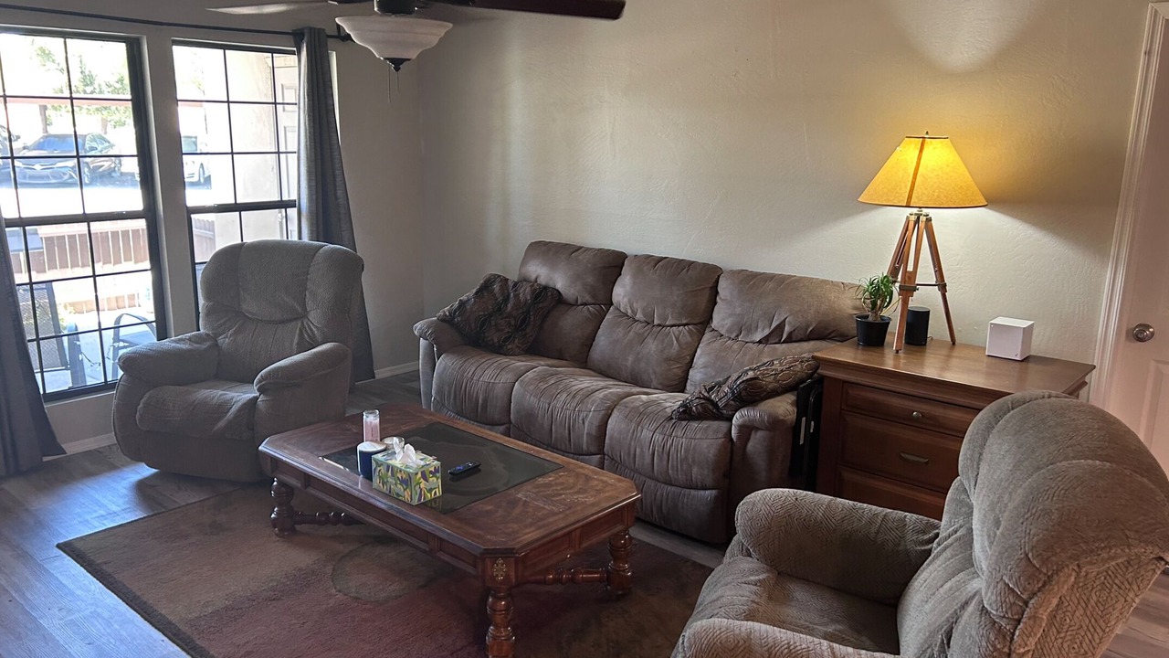 Photo of Livingroom in Chandler