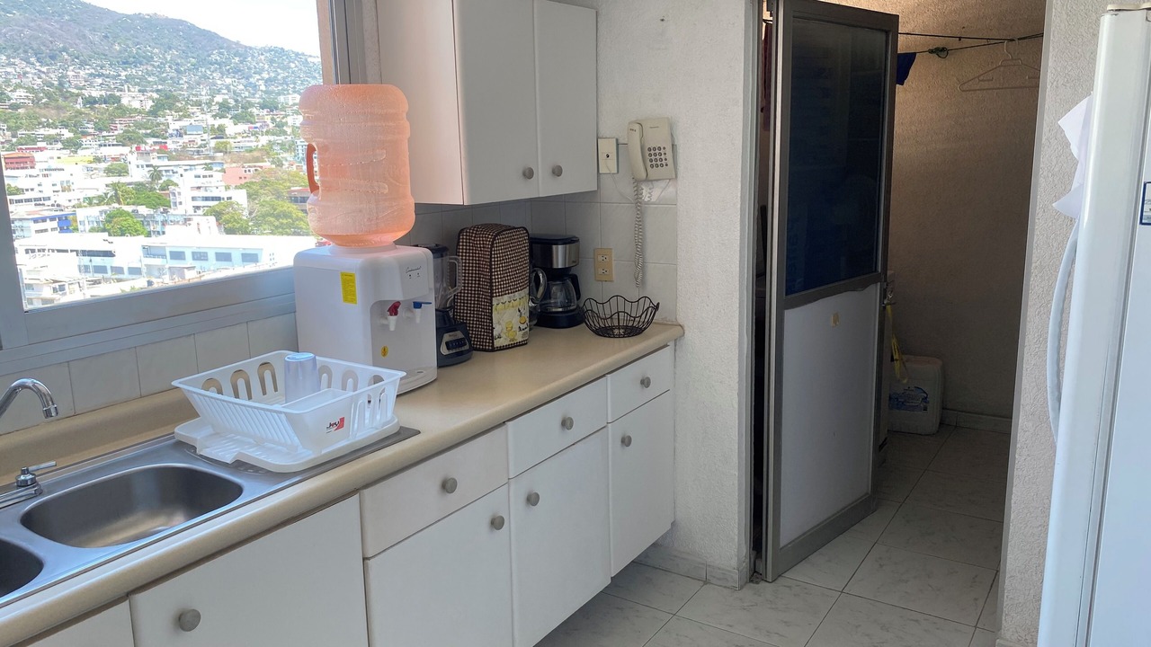 Photo of Kitchen in Costera Acapulco