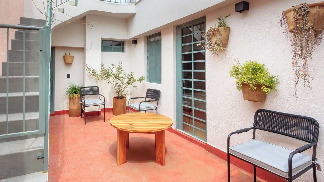 Photo of Patio Balcony in Americana