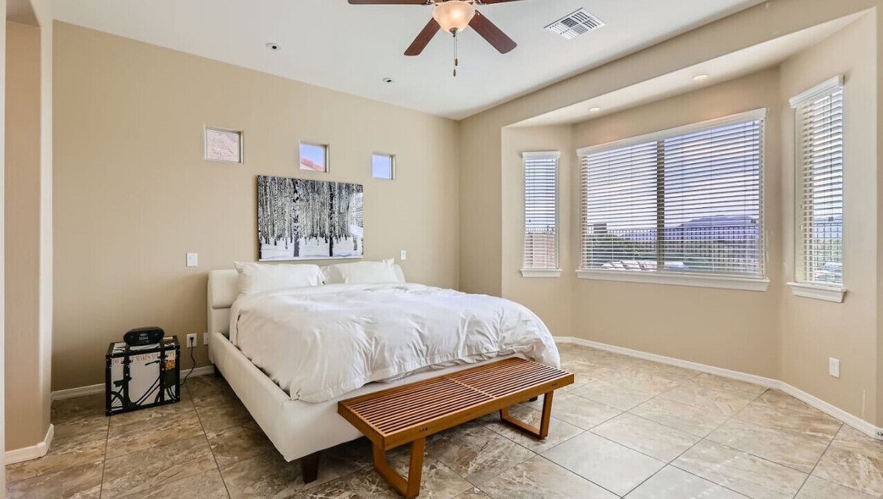Photo of Others in Montecito in Estrella