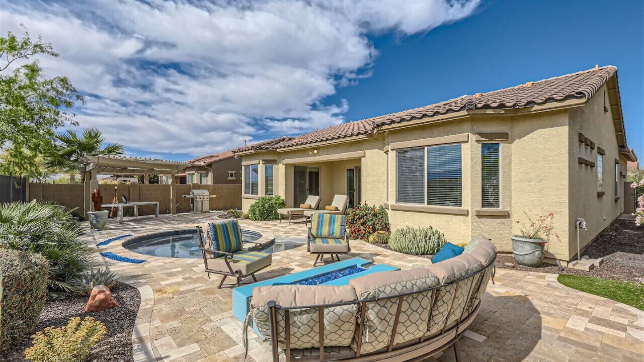 Photo of Outdoor in Montecito in Estrella