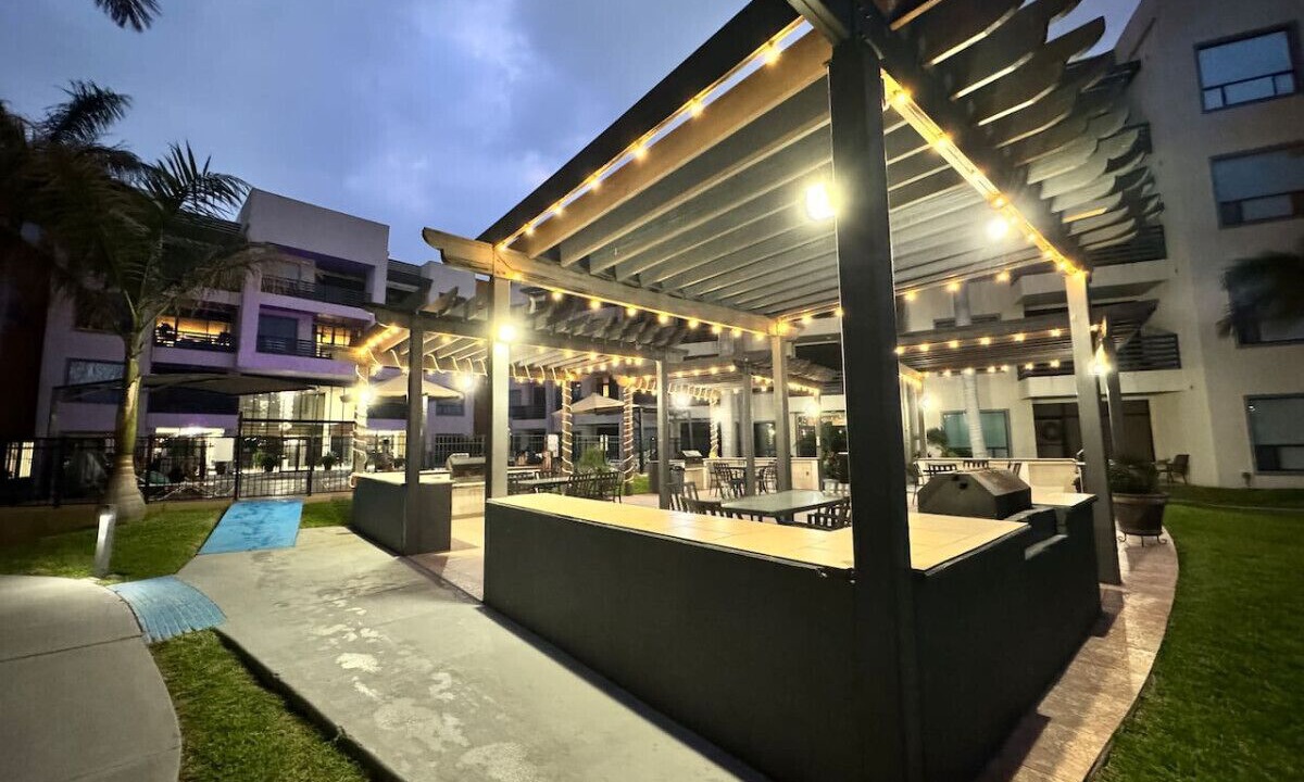 Photo of Outdoor in Mission