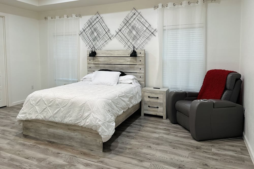 Photo of Bedroom in Brownsville