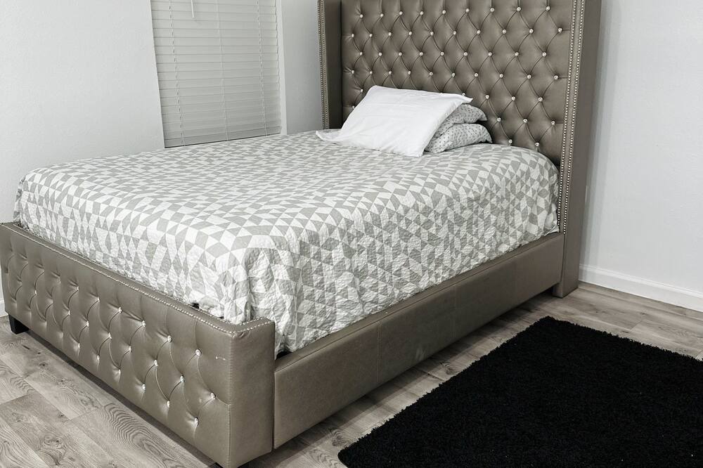 Photo of Bedroom in Brownsville