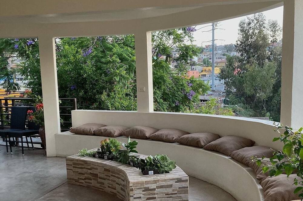 Photo of Patio Balcony in Maestros