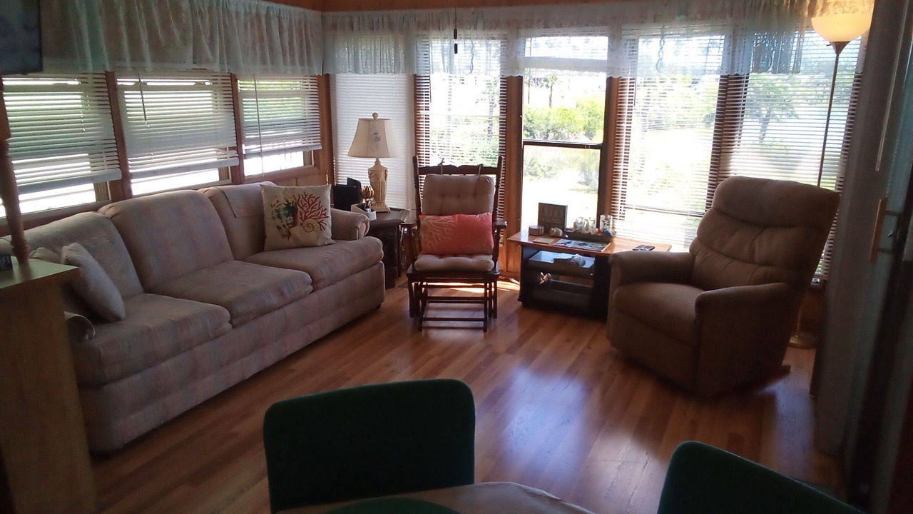 Photo of Livingroom in Palmhurst