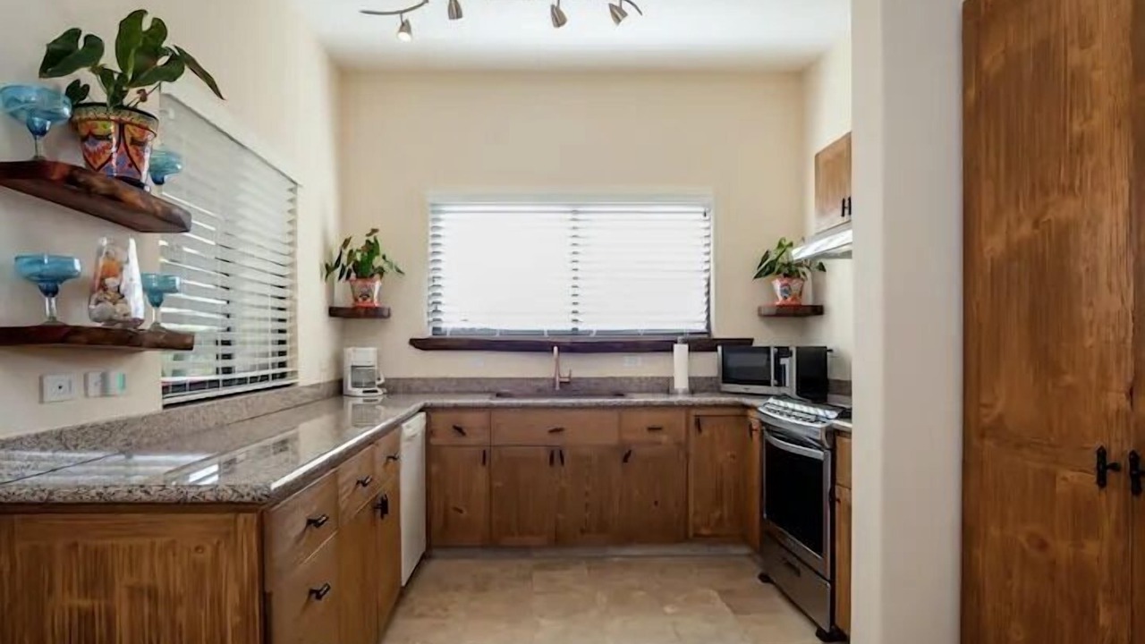 Photo of Kitchen in Ensenada Los Muertos