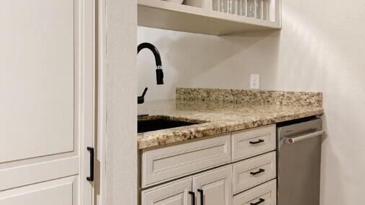 Photo of Kitchen in Entertainment District
