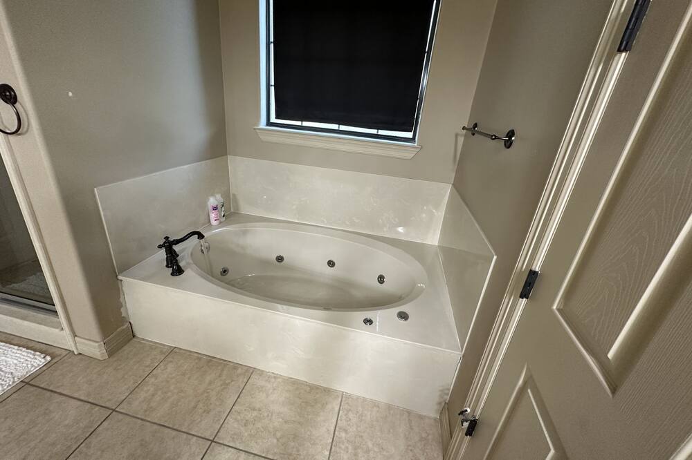 Photo of Bathroom in Mission