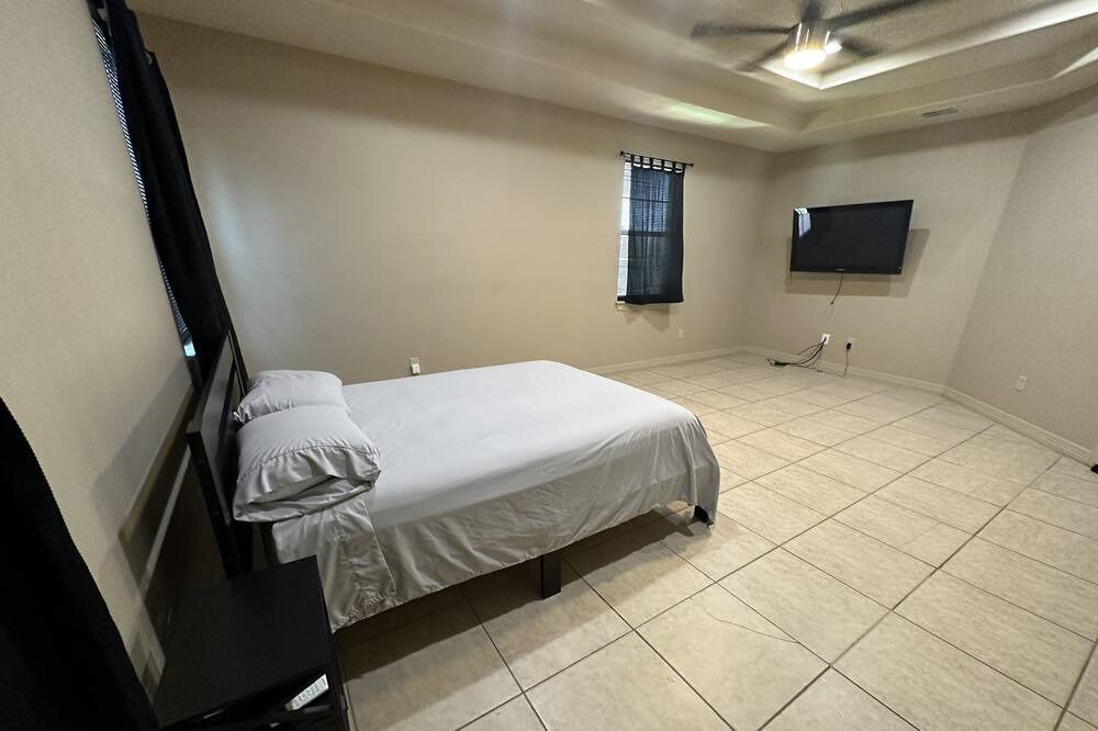 Photo of Bedroom in Mission