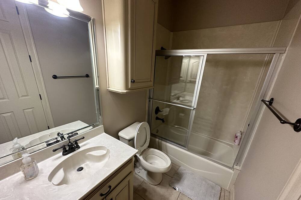 Photo of Bathroom in Mission