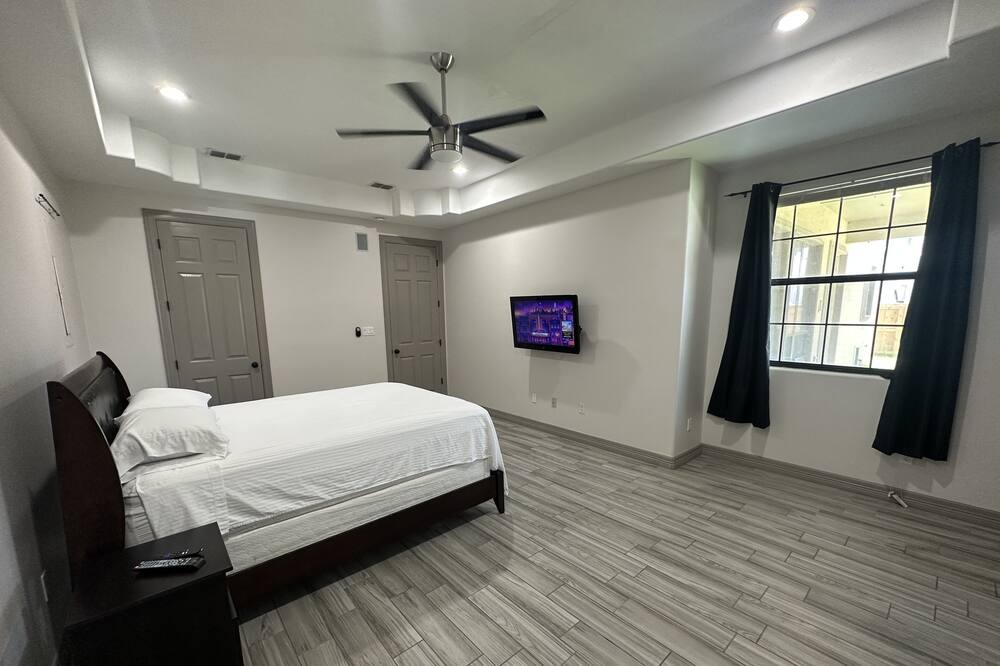 Photo of Bedroom in Mission