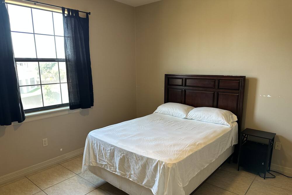 Photo of Bedroom in Mission