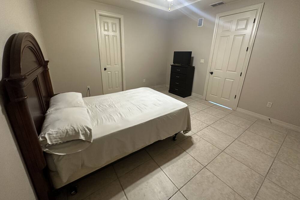 Photo of Bedroom in Mission