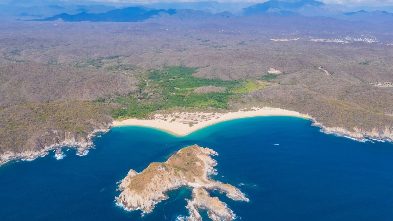 Photo of Others in Santa Maria Huatulco