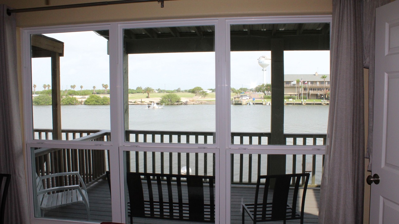 Photo of Patio Balcony in Port Mansfield