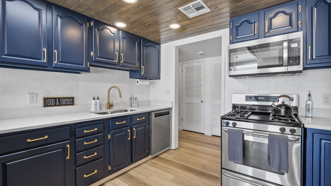 Photo of Kitchen in Moon Mountain Vistas