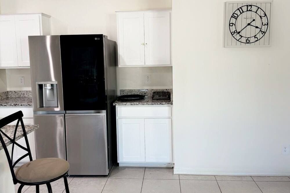 Photo of Kitchen in Estrella Village