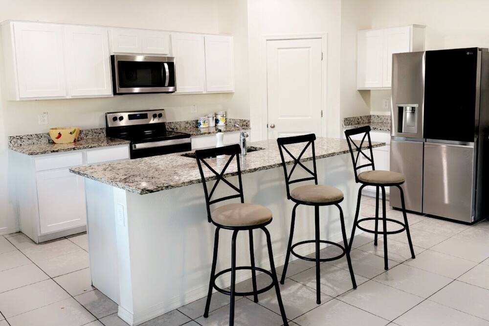 Photo of Kitchen in Estrella Village