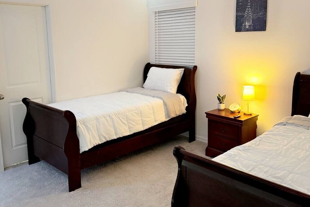 Photo of Bedroom in Estrella Village