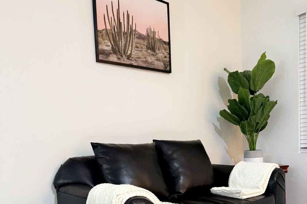 Photo of Livingroom in Estrella Village