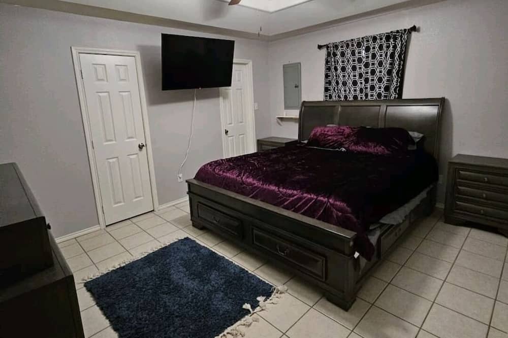 Photo of Bedroom in Mission