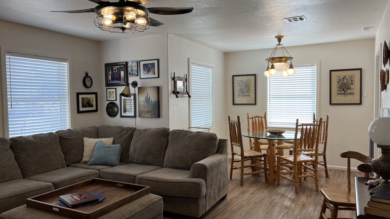 Photo of Livingroom in Ajo