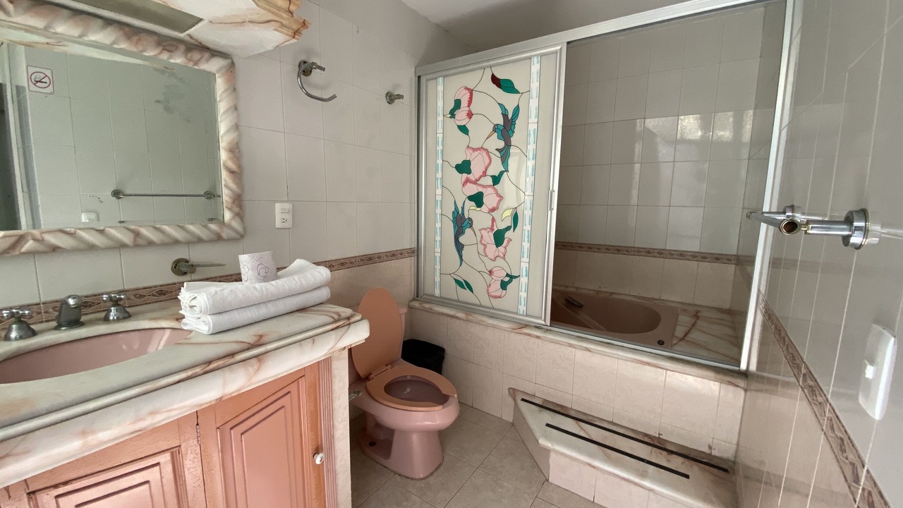 Photo of Bathroom in Ferrocarrilera
