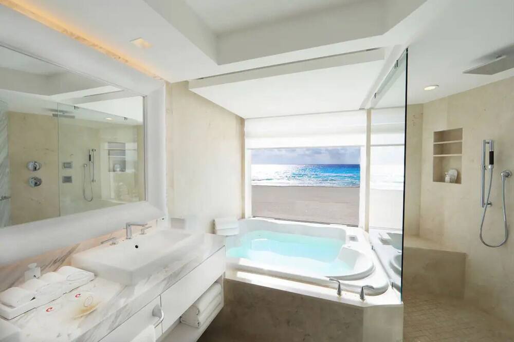 Photo of Bathroom in Punta Cancun