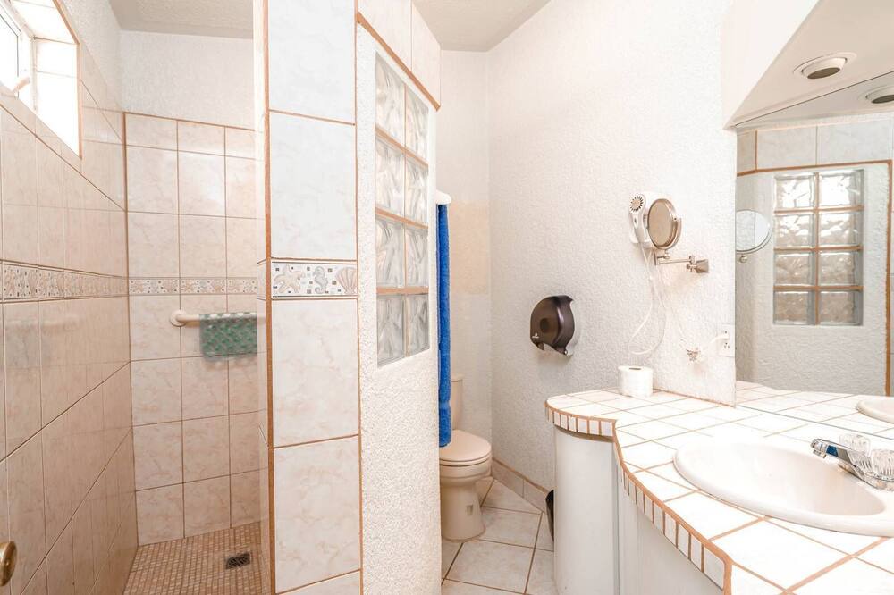 Photo of Bathroom in Tercera Seccion